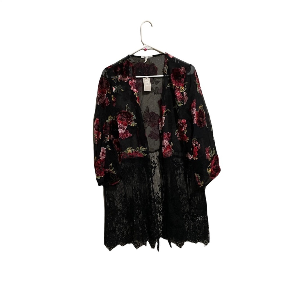 NEW Maurices floral kimano Burgundy Size L/XL